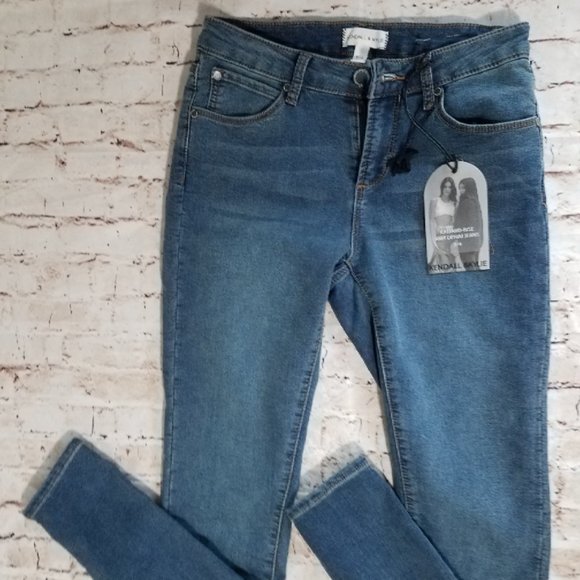 Kendall Kylie Kali Midrise Knit Denim 